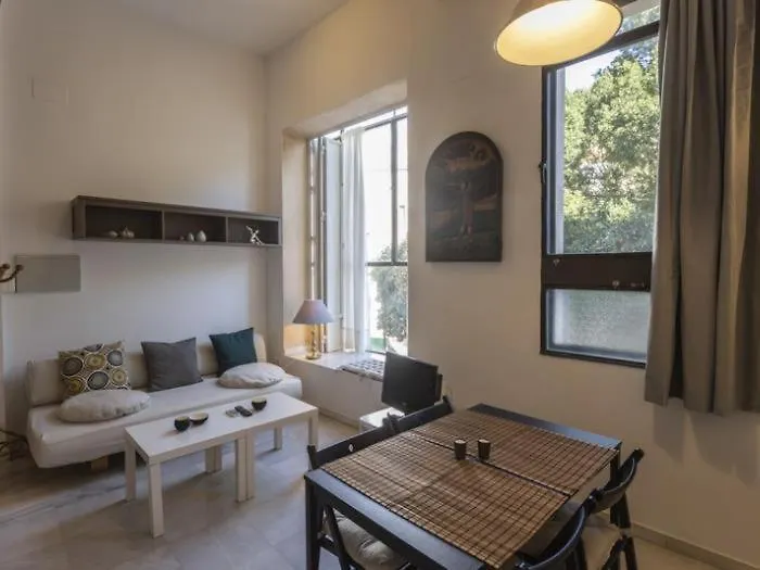 San Leandro De Sevilla Oasis En El Centro 0*, Seville