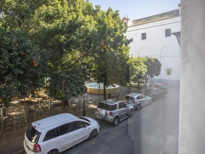 San Leandro De Sevilla Oasis En El Centro Seville